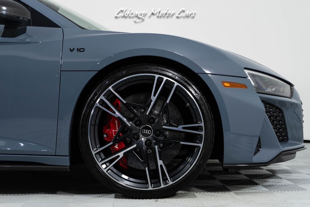 2023 Audi R8 V10 Performance