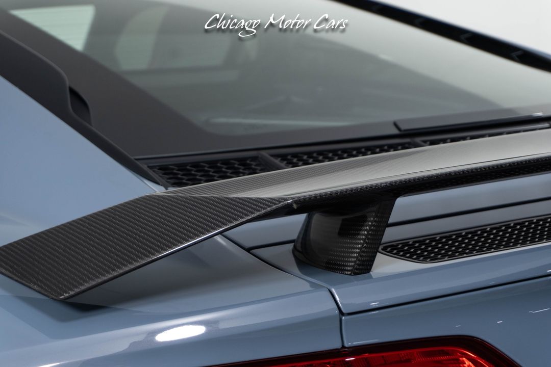 2023 Audi R8 V10 Performance