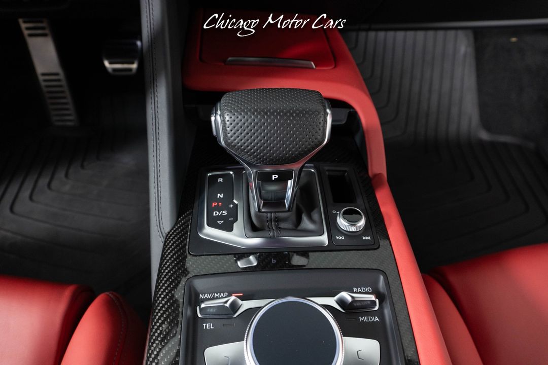 2023 Audi R8 V10 Performance