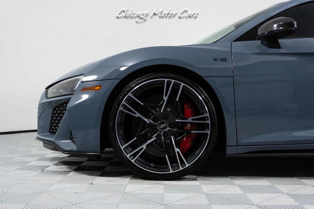 2023 Audi R8 V10 Performance