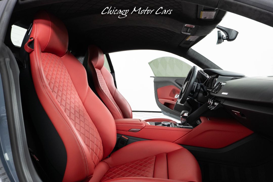 2023 Audi R8 V10 Performance