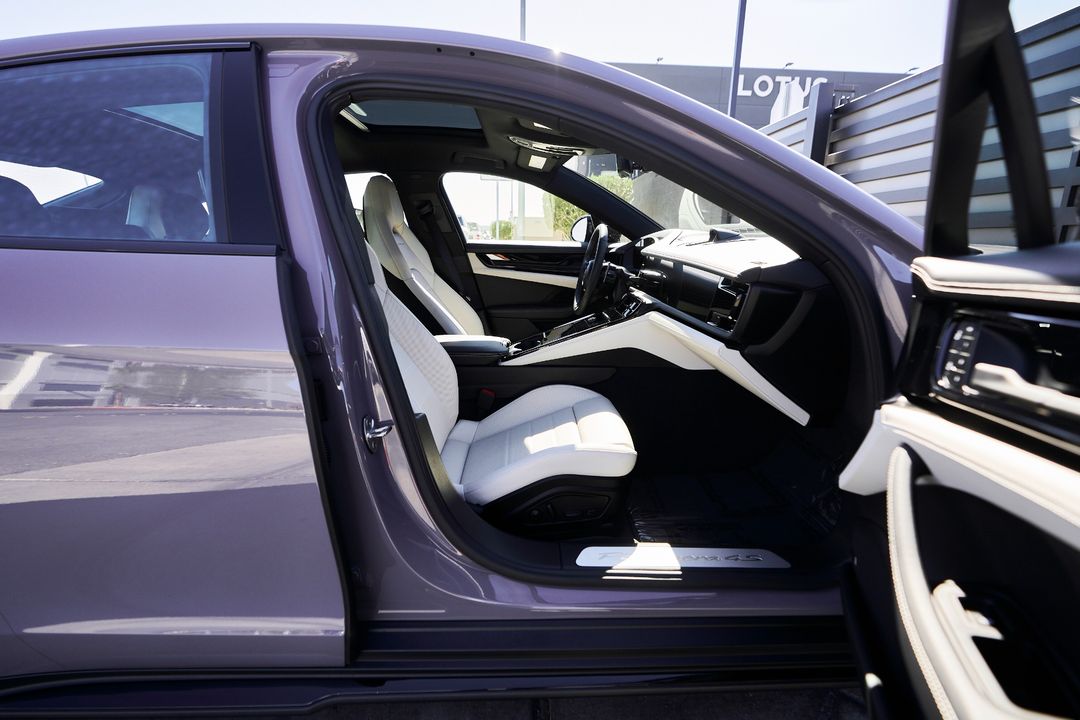 2025 Porsche Panamera E-Hybrid