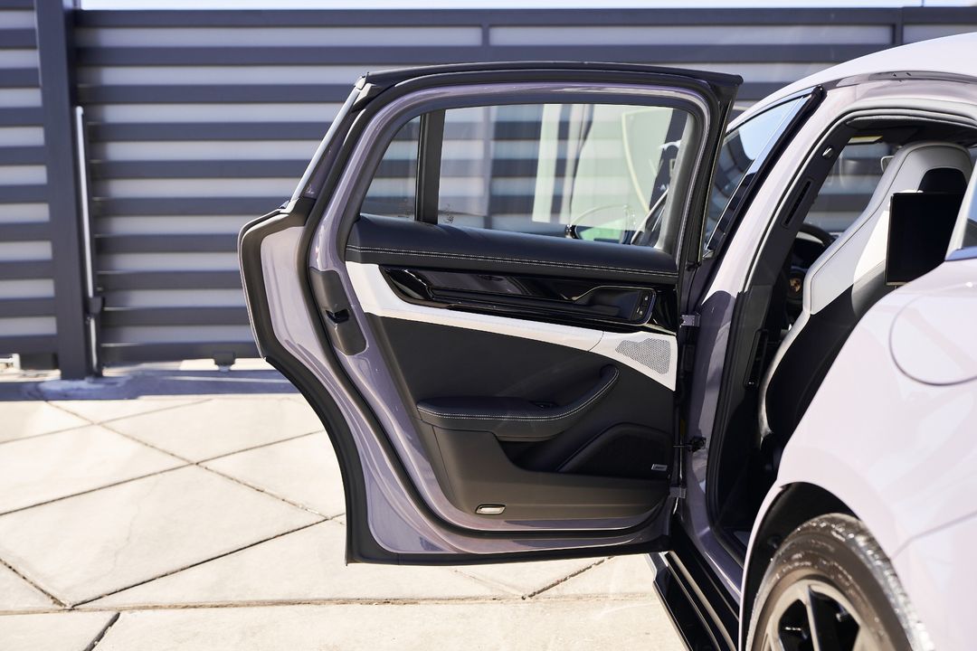 2025 Porsche Panamera E-Hybrid