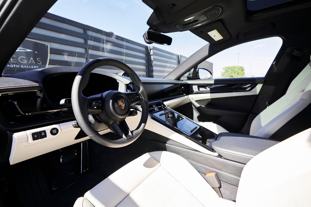 2025 Porsche Panamera E-Hybrid