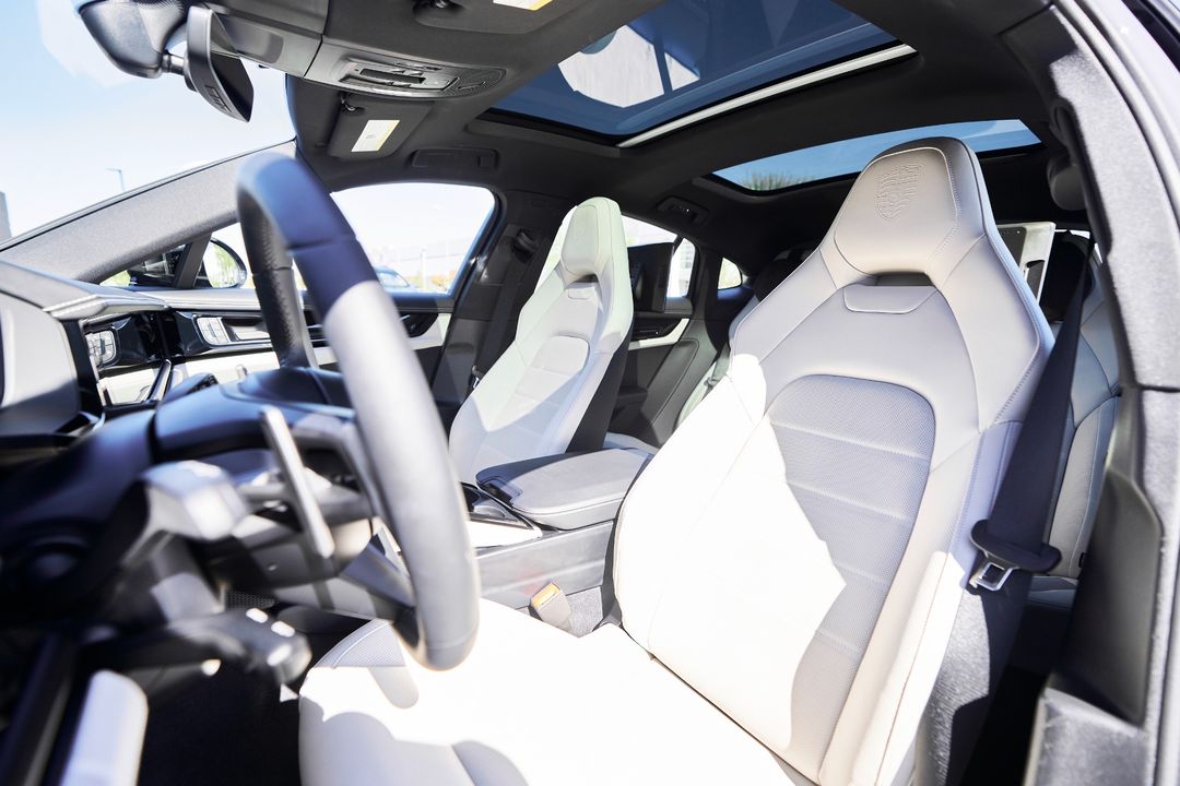 2025 Porsche Panamera E-Hybrid