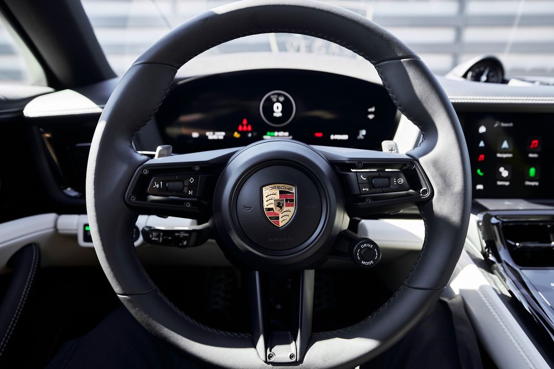 2025 Porsche Panamera E-Hybrid