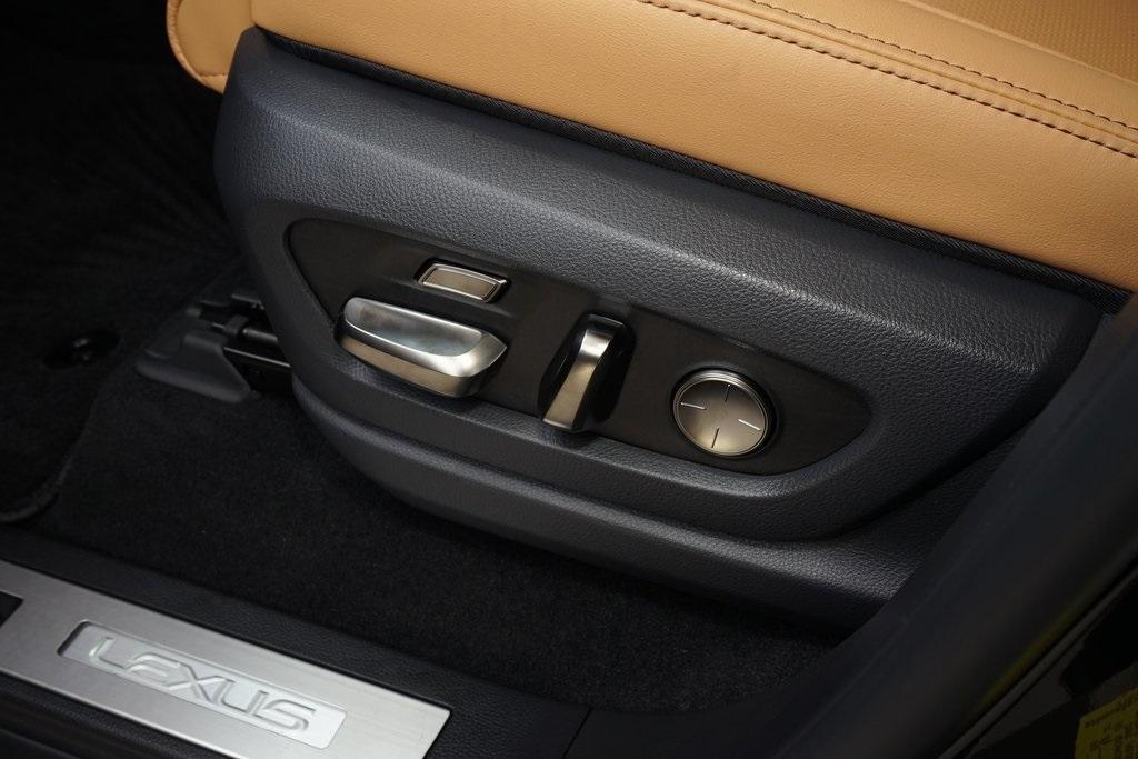2025 Lexus LX 700H