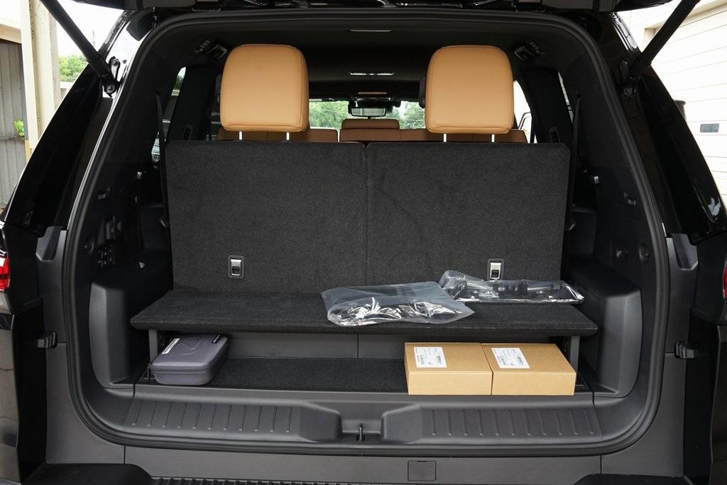 2025 Lexus LX 700H