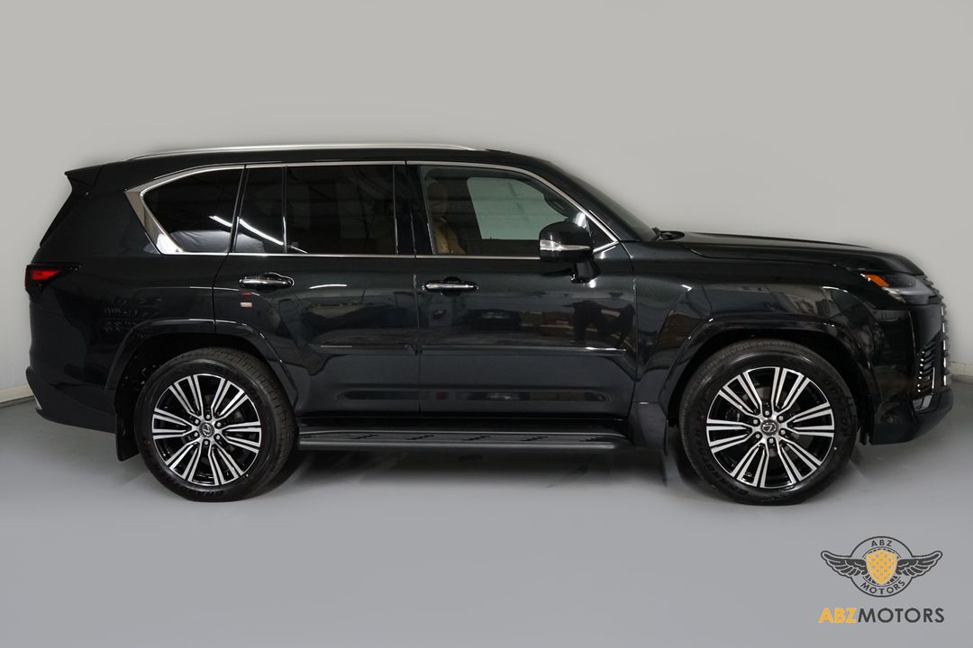 2025 Lexus LX 700H