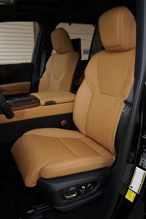 2025 Lexus LX 700H