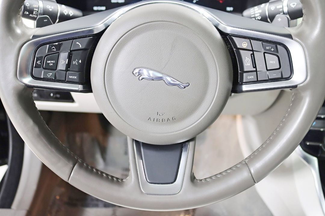 2018 Jaguar XF