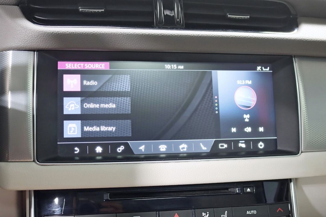 2018 Jaguar XF