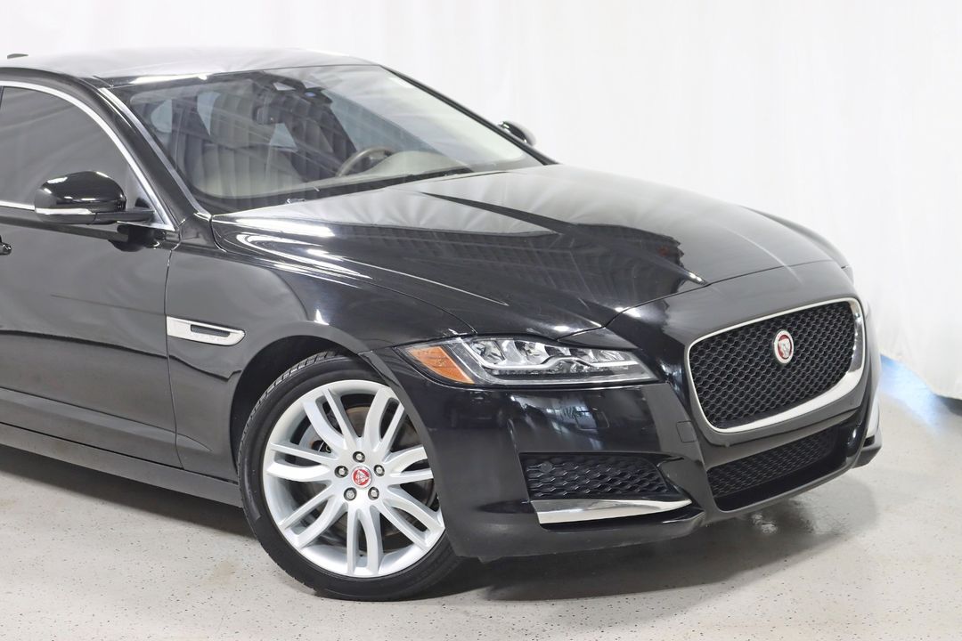 2018 Jaguar XF