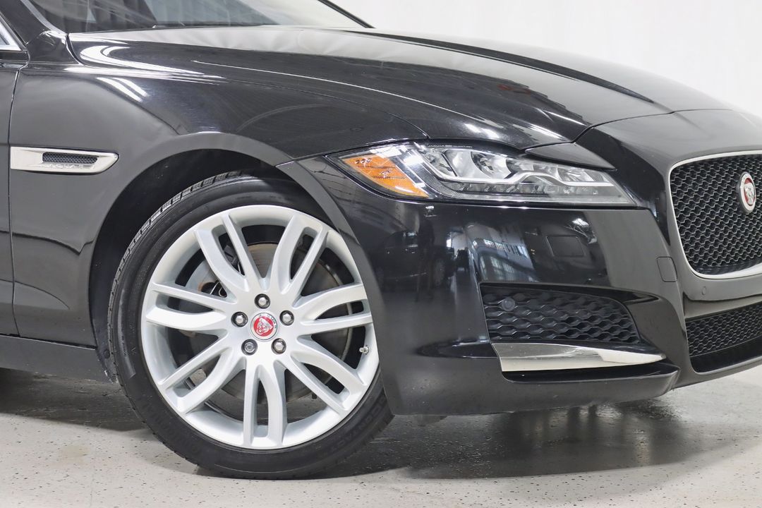 2018 Jaguar XF