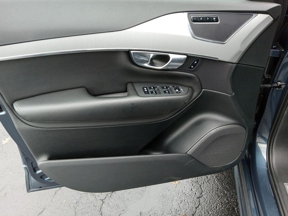 2021 Volvo XC90