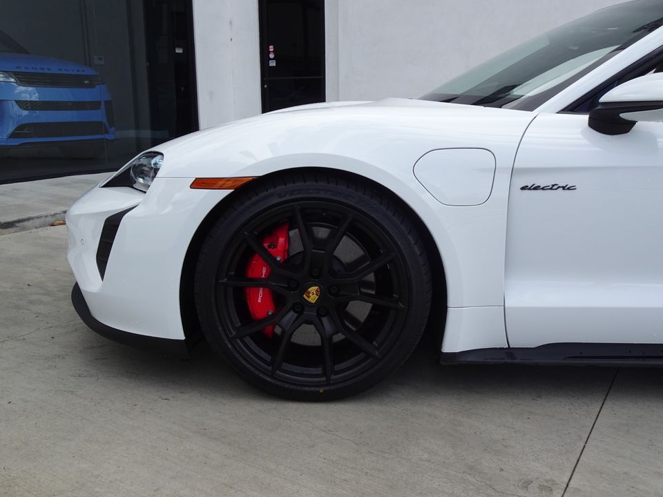 2023 Porsche Taycan