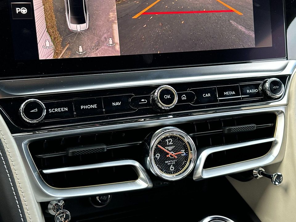 2025 Bentley Flying Spur