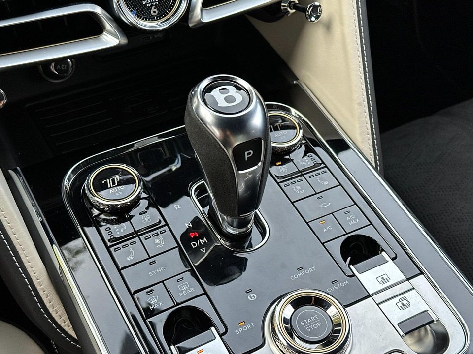 2025 Bentley Flying Spur