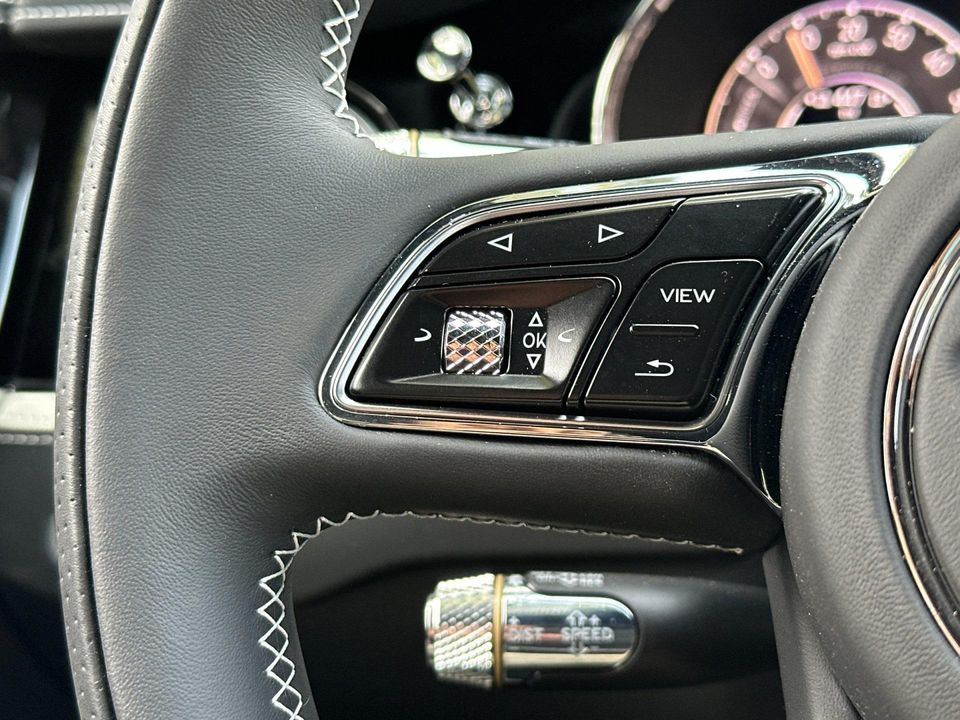 2025 Bentley Flying Spur