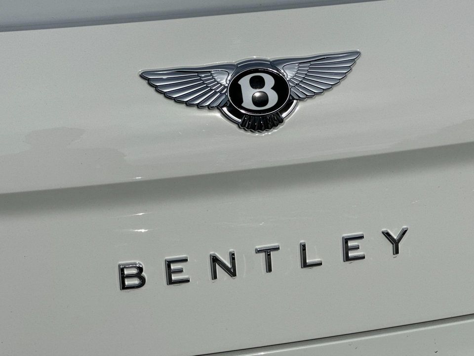 2025 Bentley Flying Spur