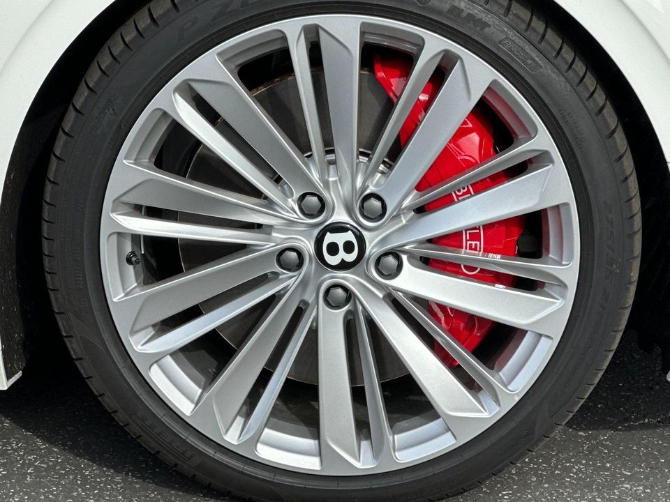 2025 Bentley Flying Spur