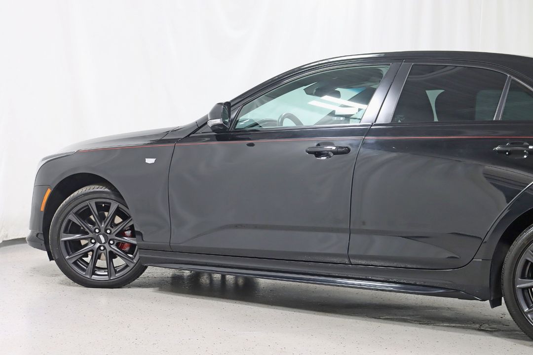 2023 Cadillac CT4