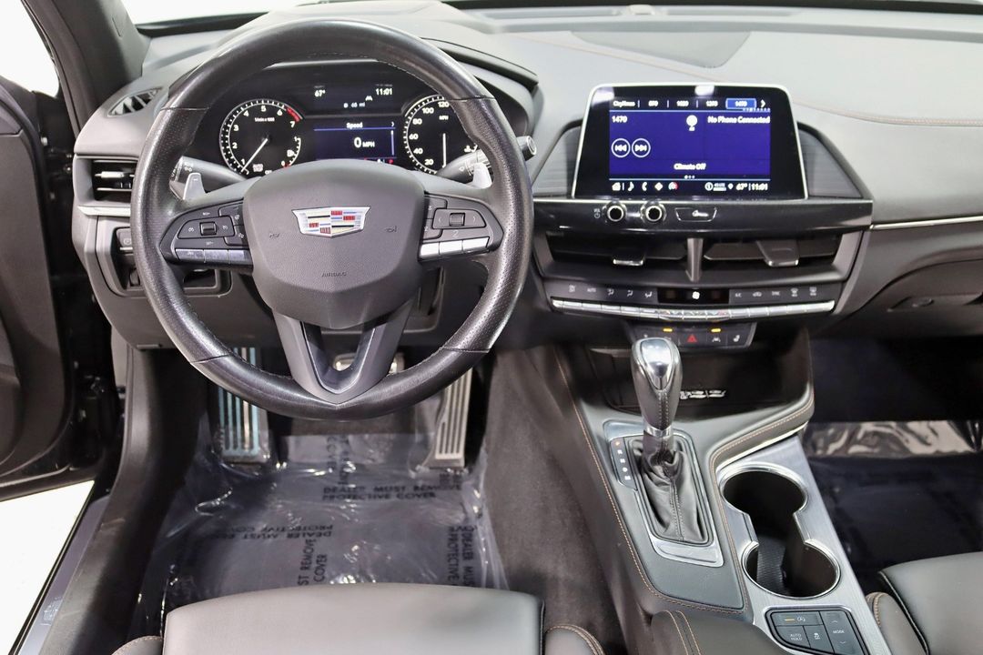 2023 Cadillac CT4