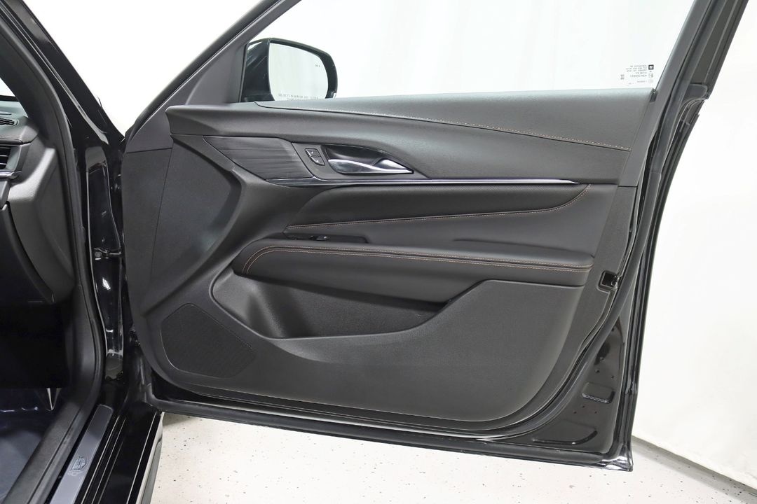 2023 Cadillac CT4