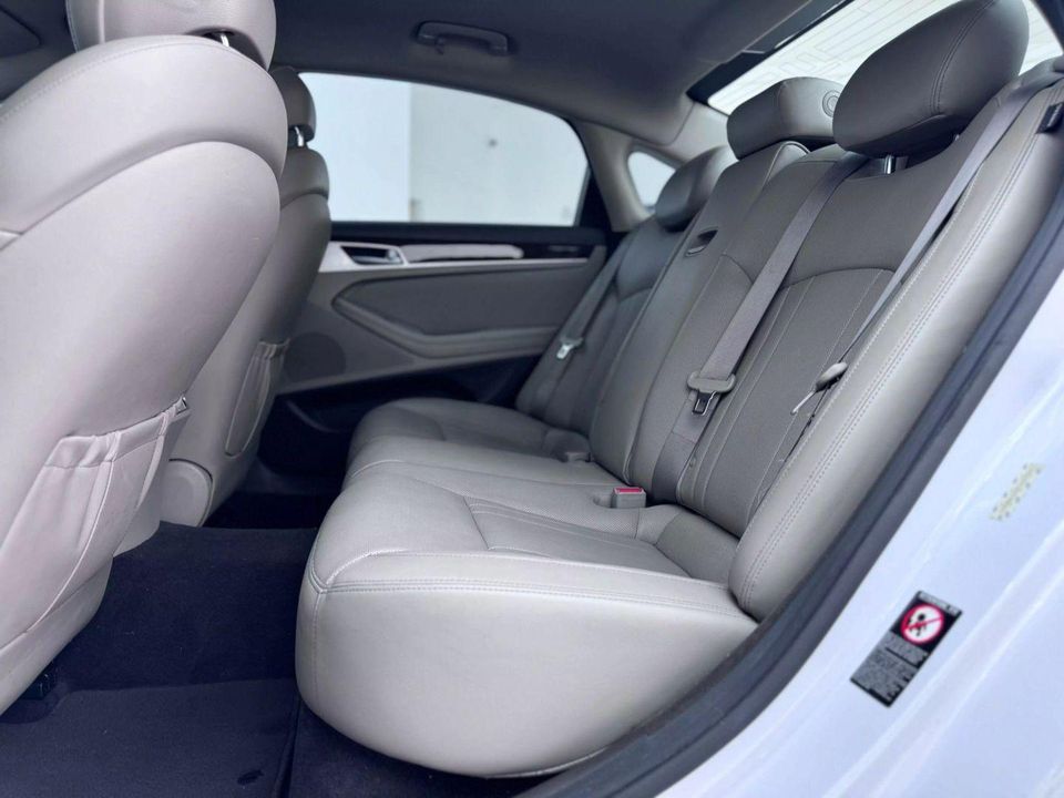 2015 Hyundai Genesis