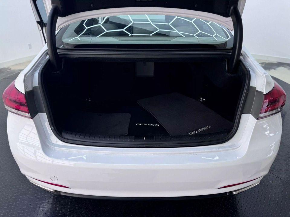 2015 Hyundai Genesis