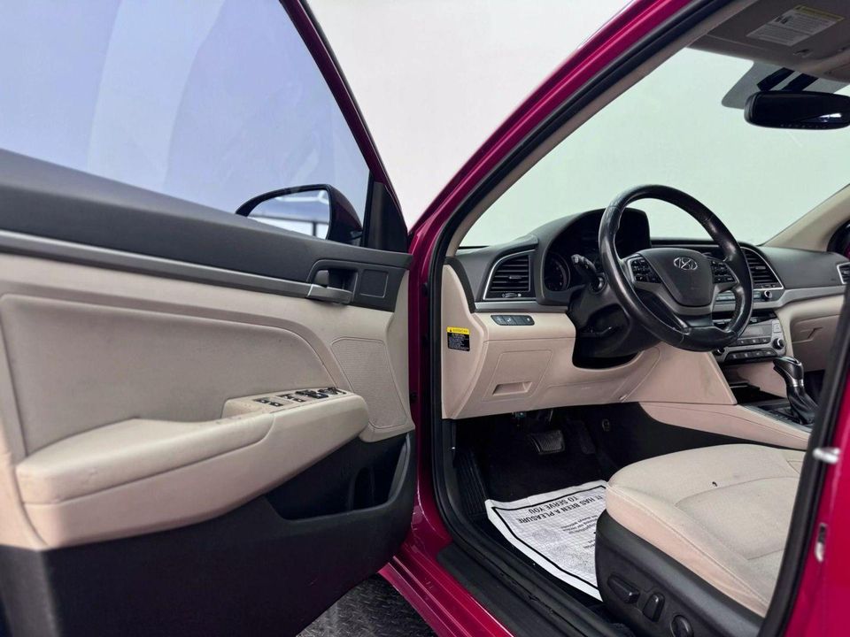 2017 Hyundai Elantra