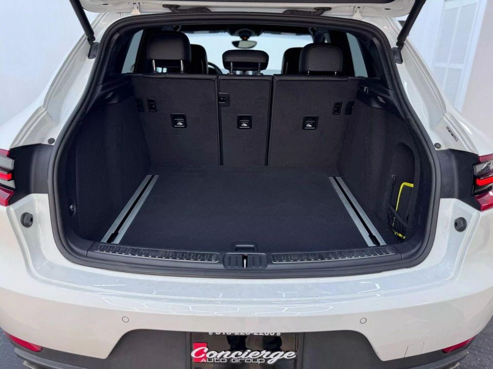 2016 Porsche Macan