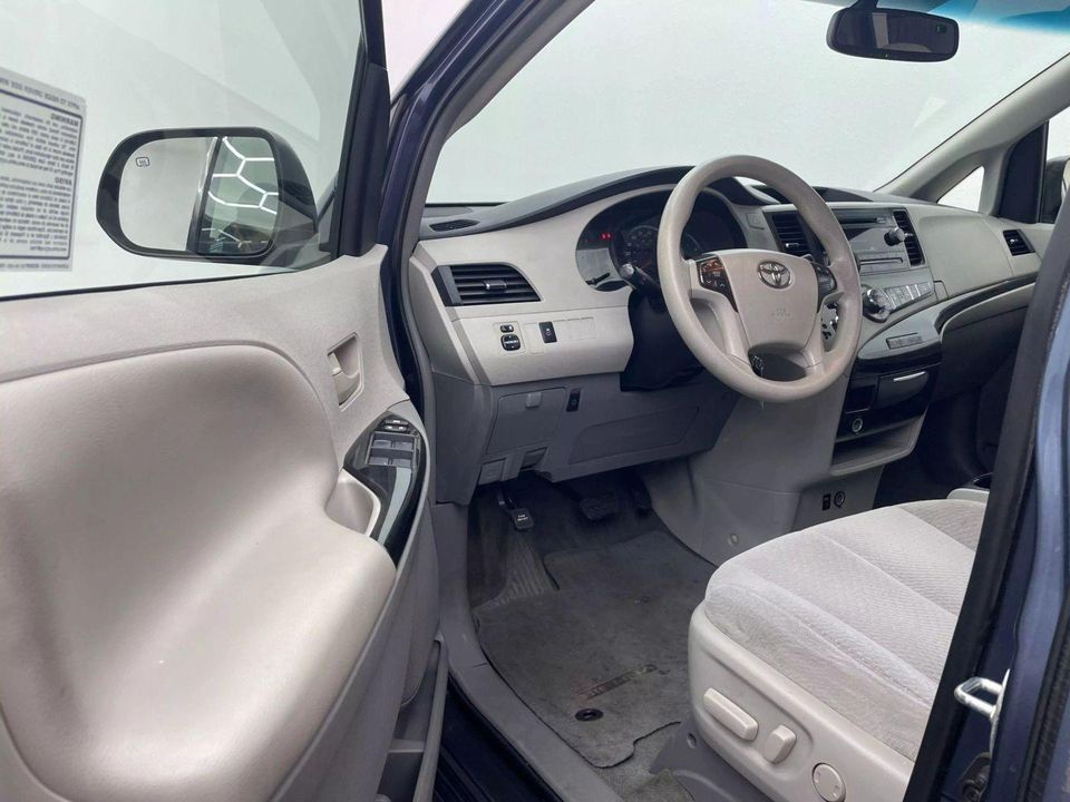 2014 Toyota Sienna