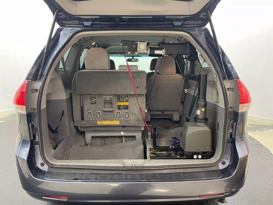 2014 Toyota Sienna