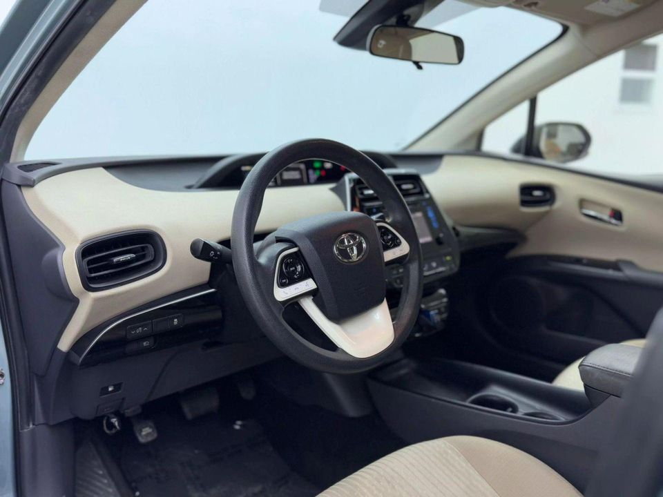 2017 Toyota Prius