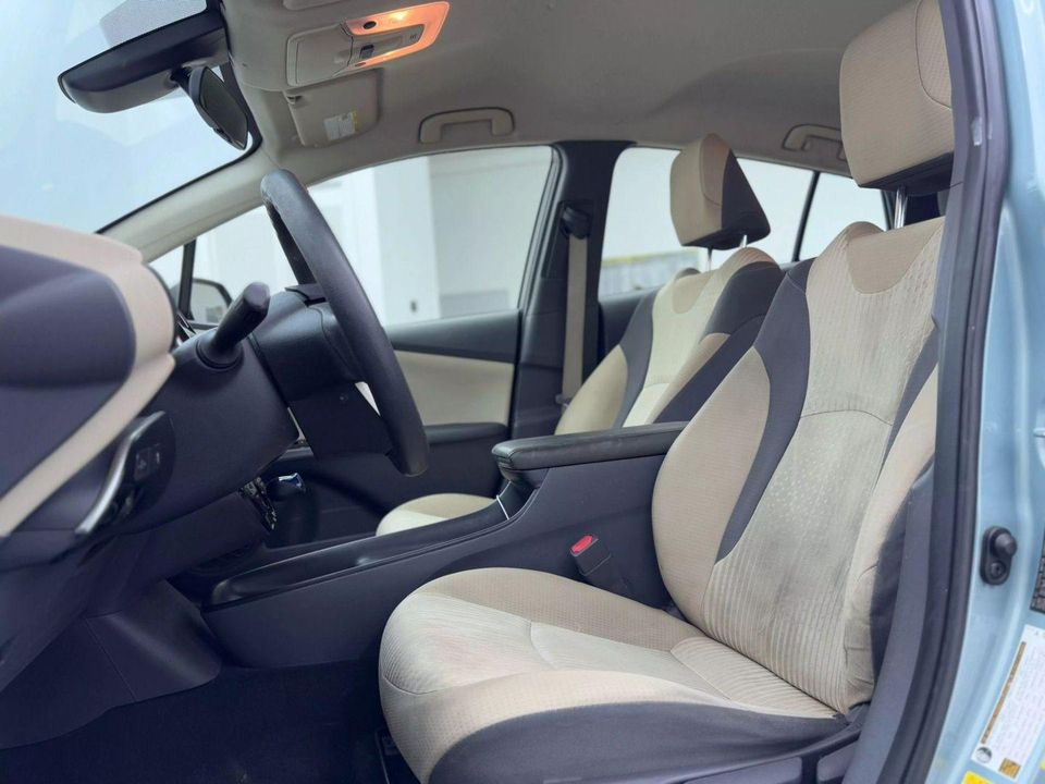 2017 Toyota Prius