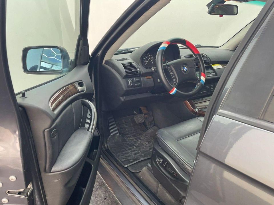 2003 BMW X5