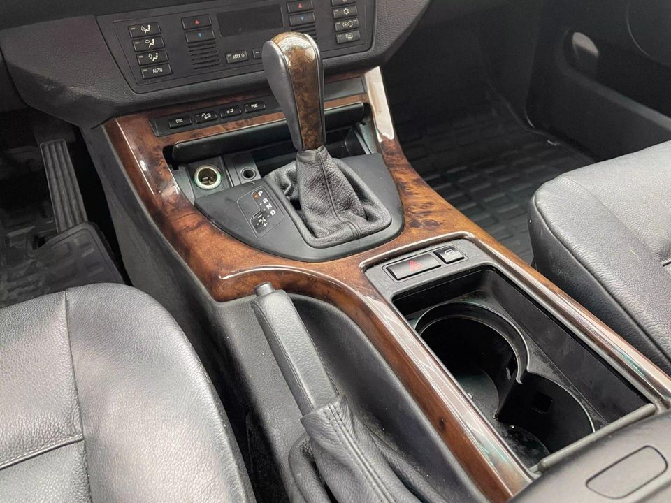 2003 BMW X5