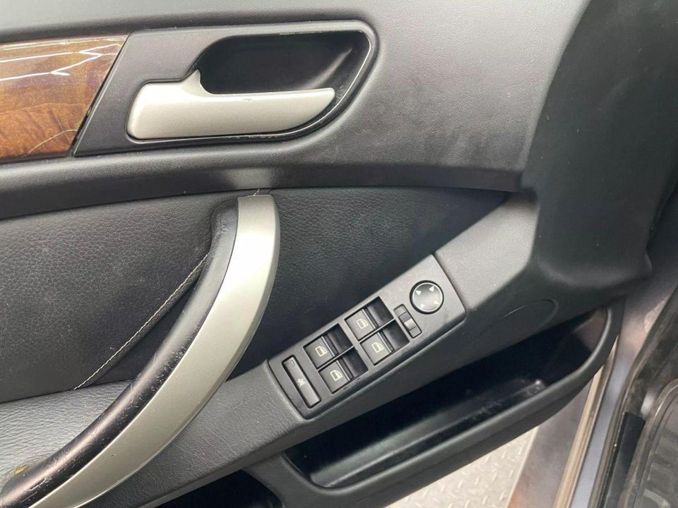 2003 BMW X5