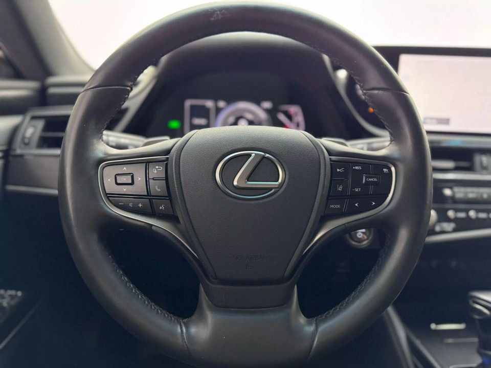 2023 Lexus ES