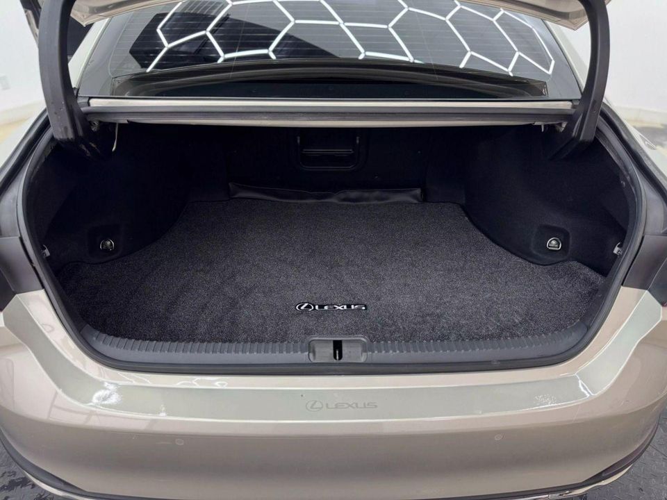 2023 Lexus ES