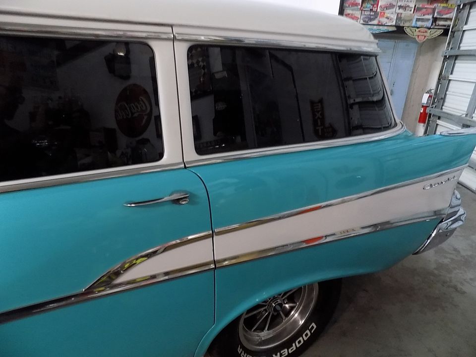 1957 CHEVROLET WAGON  4 SPEED
