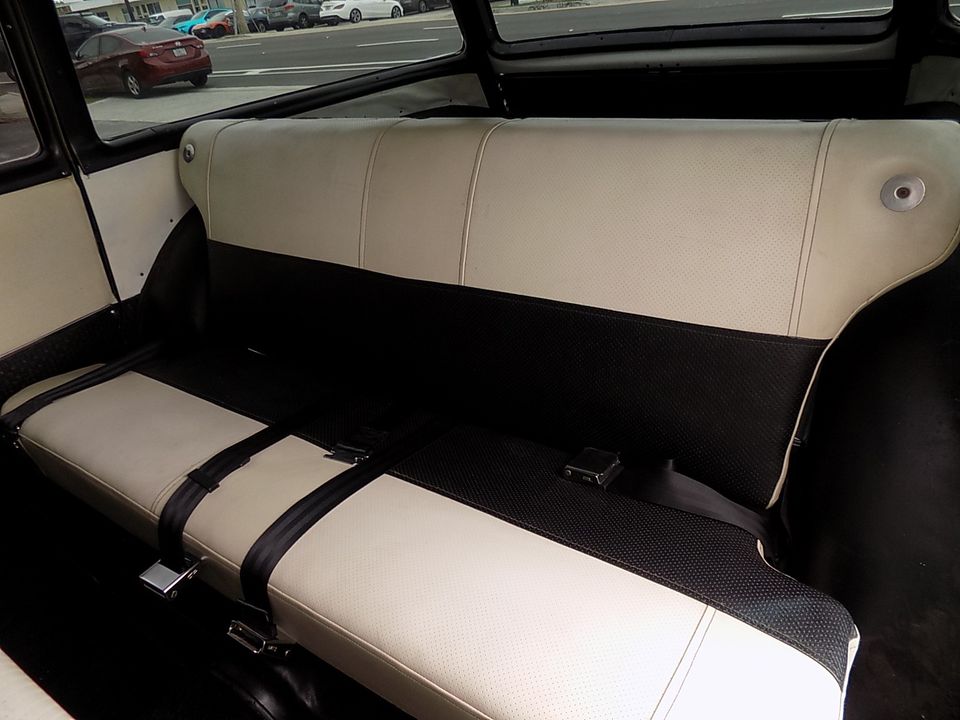 1957 CHEVROLET WAGON  4 SPEED