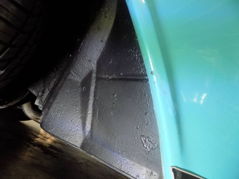 1957 CHEVROLET WAGON  4 SPEED