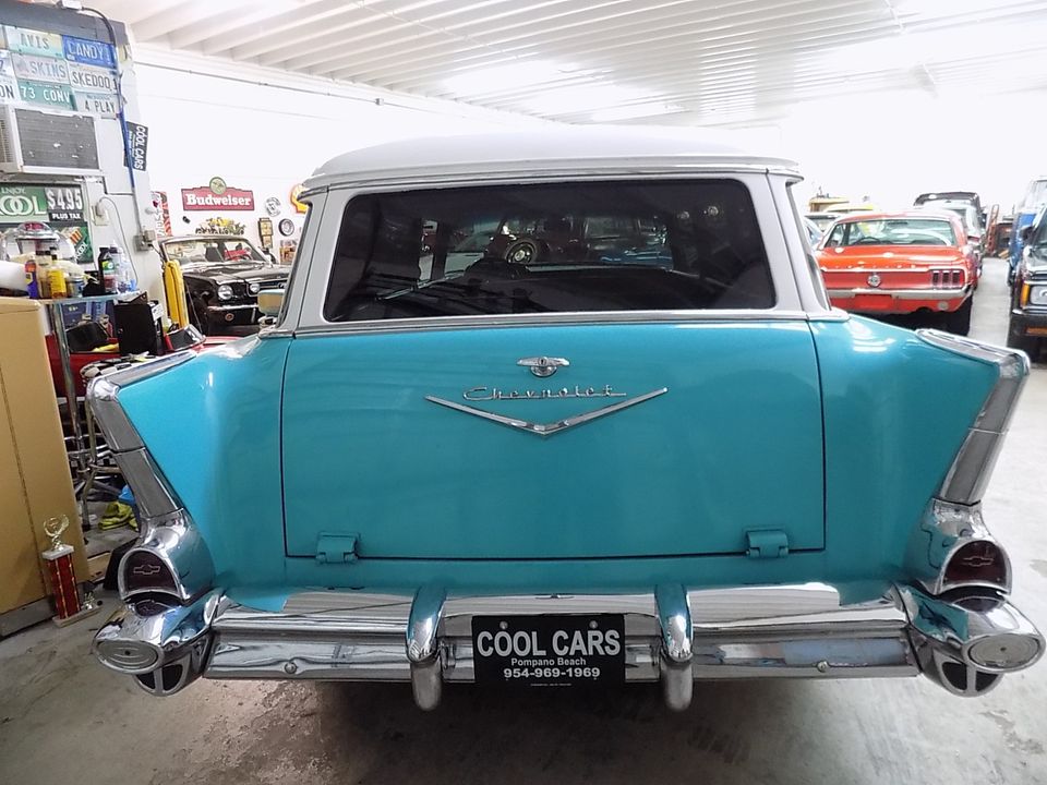 1957 CHEVROLET WAGON  4 SPEED
