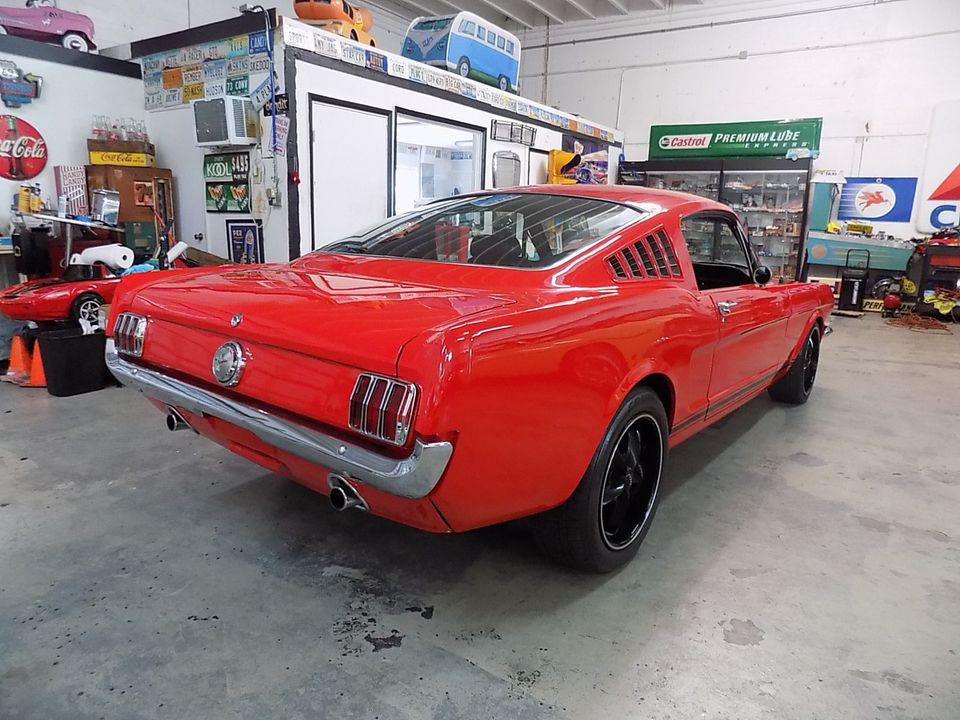 1965 FORD MUSTANG FASTBACK  AIR CONDITIONED  RESTO MOD