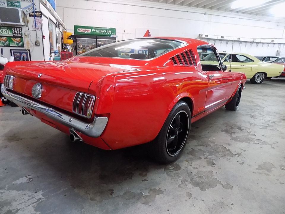 1965 FORD MUSTANG FASTBACK  AIR CONDITIONED  RESTO MOD