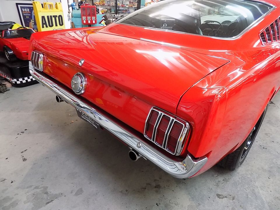 1965 FORD MUSTANG FASTBACK  AIR CONDITIONED  RESTO MOD