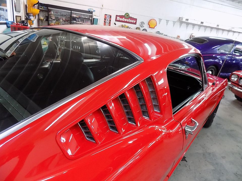 1965 FORD MUSTANG FASTBACK  AIR CONDITIONED  RESTO MOD