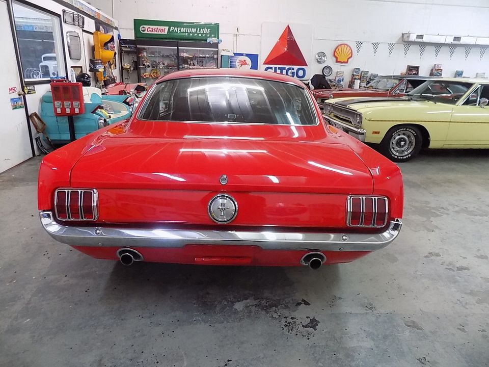 1965 FORD MUSTANG FASTBACK  AIR CONDITIONED  RESTO MOD